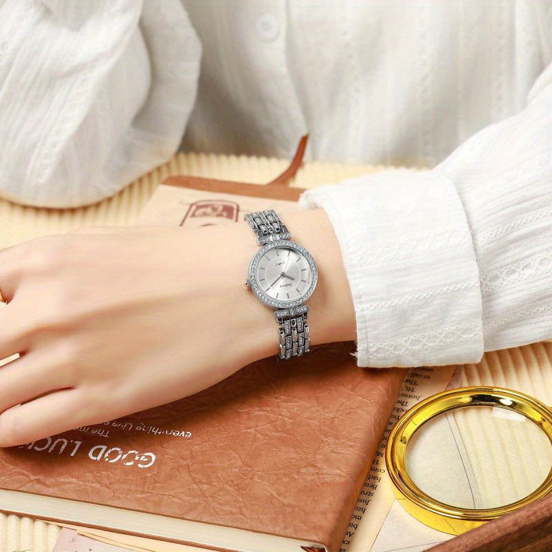 Montre Femme de Luxe – Minimaliste, Mouvement Quartz, Boîtier Rond en Alliage, Cadran Blanc avec Accents Dorés, Élégante pour Quotidien et Occasions Formelles