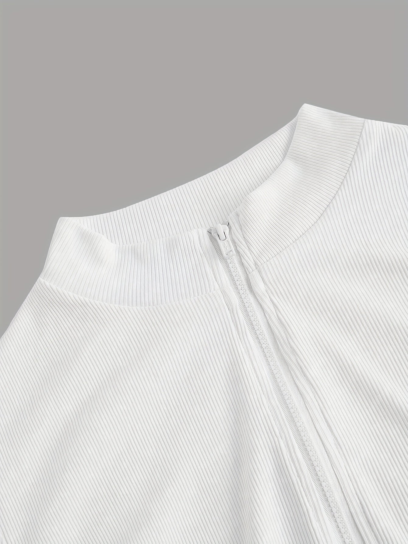 Ensemble 2 pièces – Bodysuits Slim Fit à Manches Longues, Col Montant zippé, Noir et Blanc