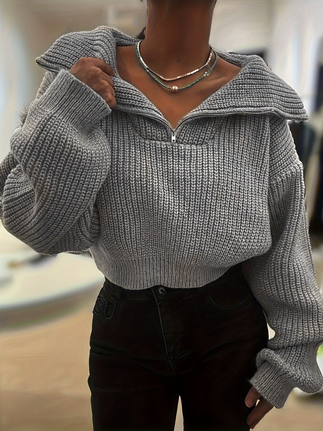 Pull court femme automne-hiver à demi-zip et manches lanterne – Pull côtelé élégant, coupe slim, tissu stretch mi-épais, lavable en machine, style décontracté chic, détail côtelé plié