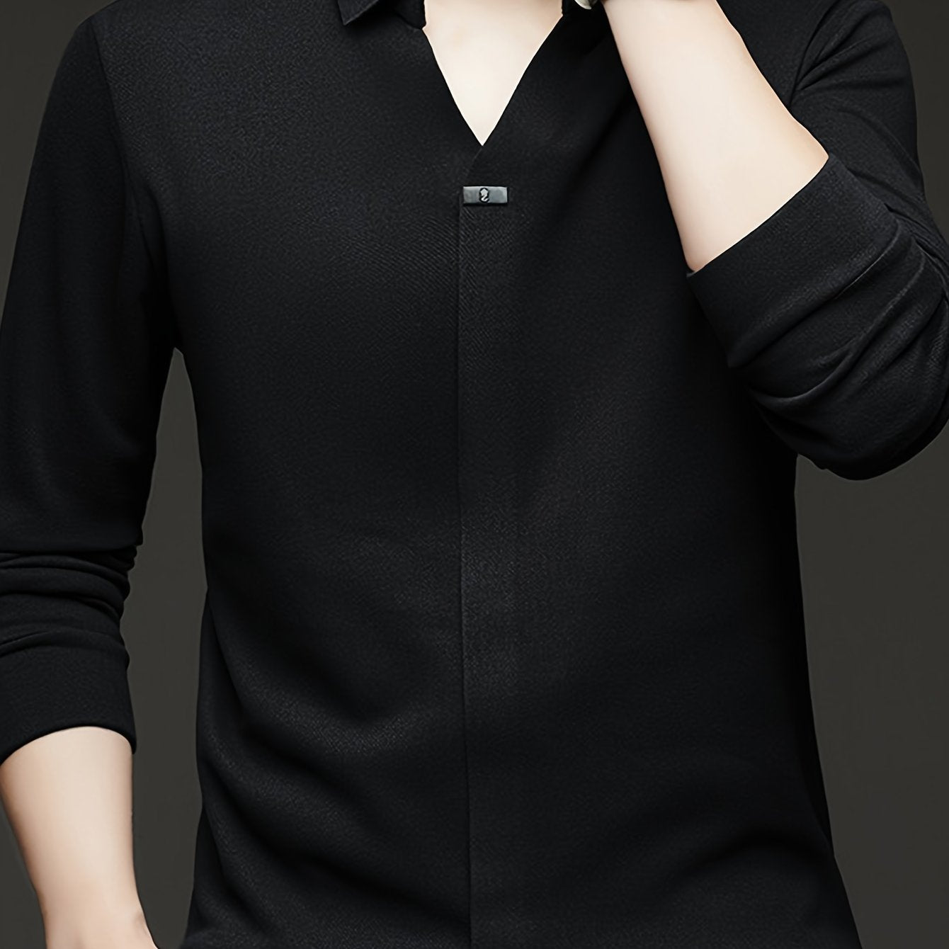 This Autumn'S Trendy Men'S Long-Sleeve Polo Shirt Is Soft, Skin-Friendly, And Resistant to Deformation, Featuring an Attractive Appearance That Looks Stylish And Casual, Making It The Perfect Choice for a Sophisticated Men'S