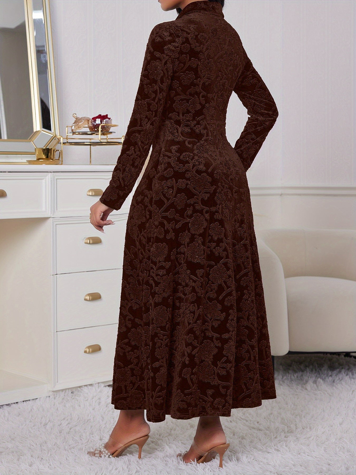 Robe Femme Élégante pour Événements Formels et Fêtes – Robe de Soirée Longue, Coupe Flatteuse, Fermeture Bouton à l’Avant