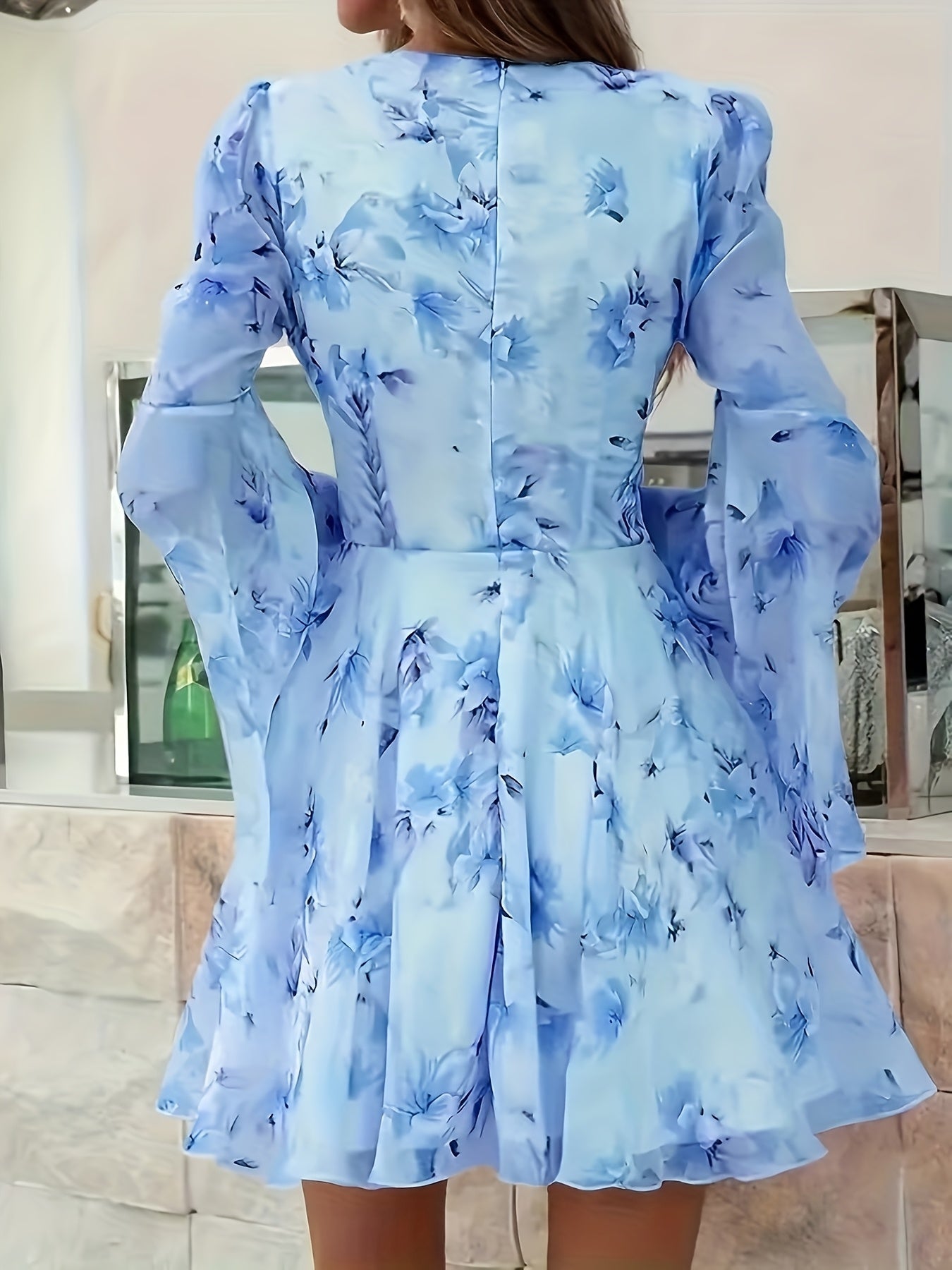 Robe d’été  en chiffon à imprimé – Taille cintrée, manches évasées, style sexy et tendance
