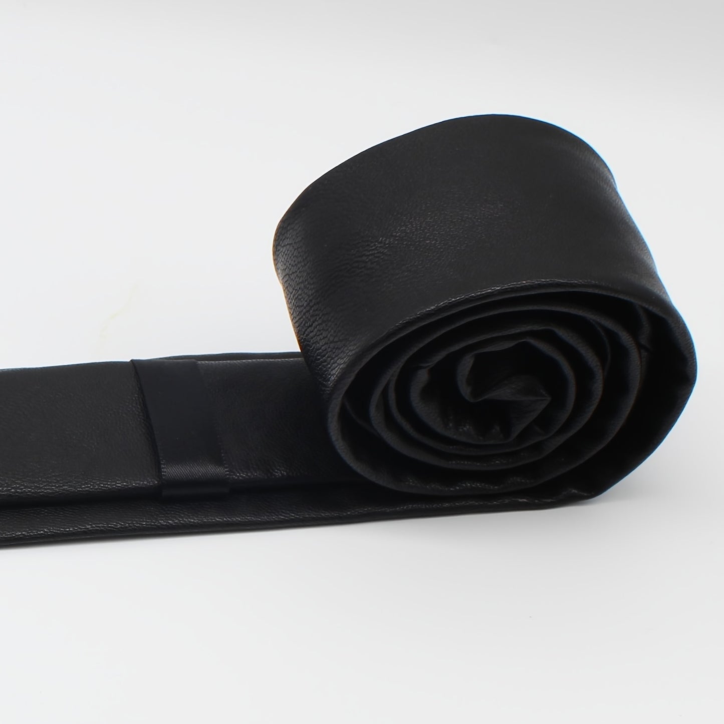 Cravate Homme Slim en Cuir PU – Unie, Style Skinny pour Bureau et Fêtes