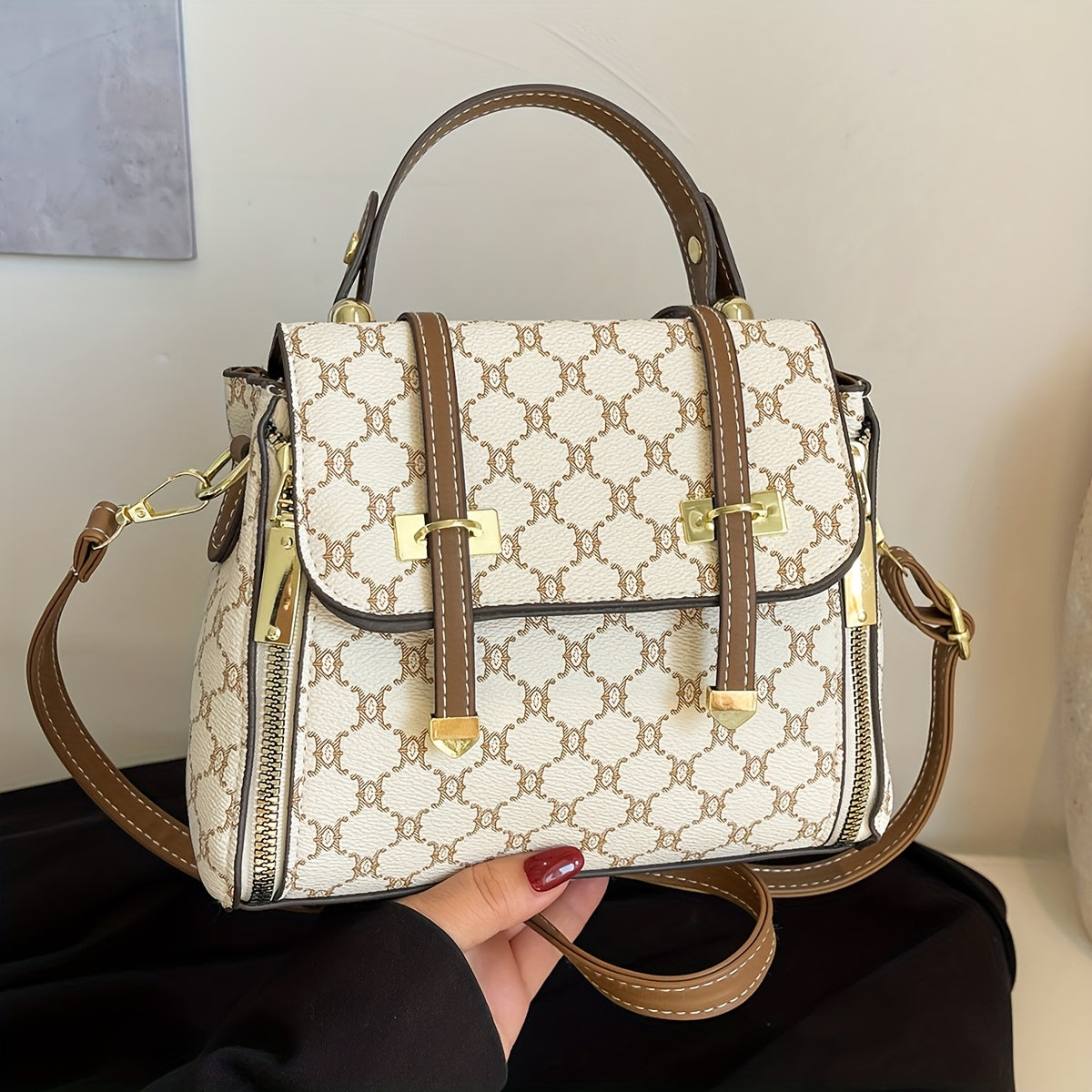 Sac à main grande capacité pour femmes– motif géométrique, fermeture magnétique, ferrures dorées, doublure polyester