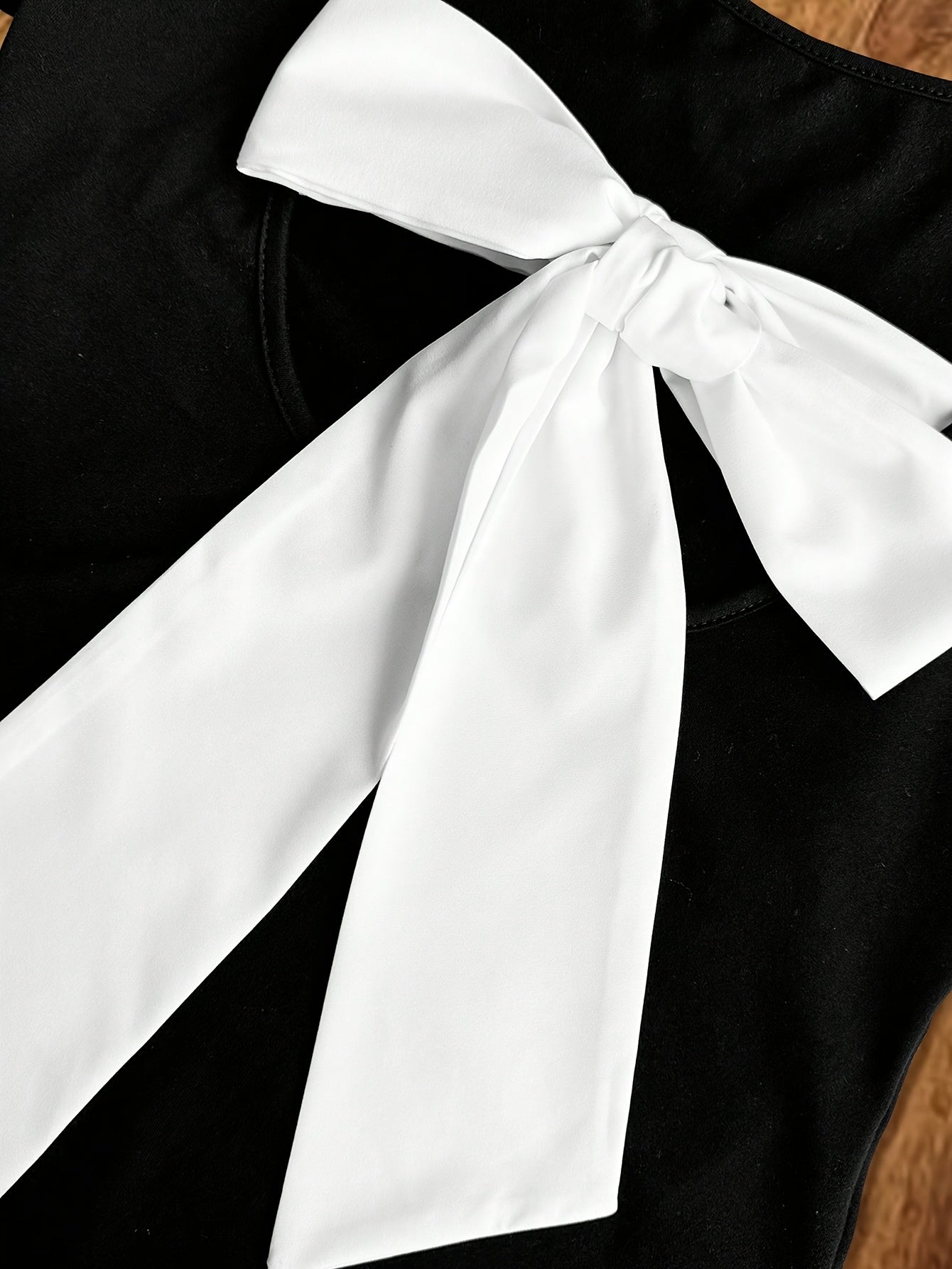 Body slim femme à manches longues, col rond, couleur unie, détail nœud au dos, style décontracté pour l’hiver, tissu extensible, lavable en machine, texture lisse