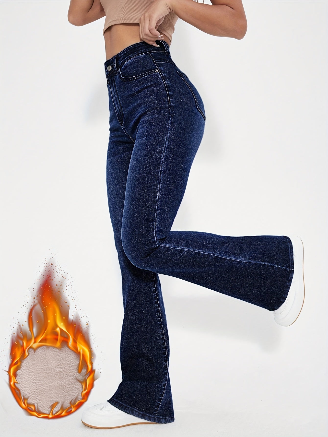 Pantalon en jean bleu délavé taille haute, doublé peluche, coupe évasée, fermeture éclair et bouton, style décontracté