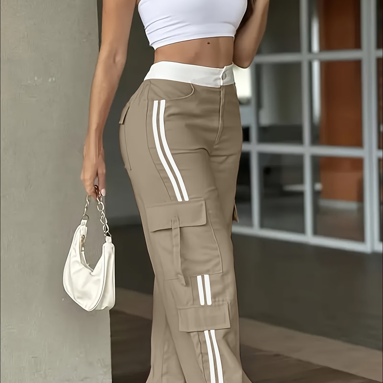 Pantalon Cargo Femme Robuste – Bandes Blanches et Grandes Poches, Tous Saisons, Sans Ceinture
