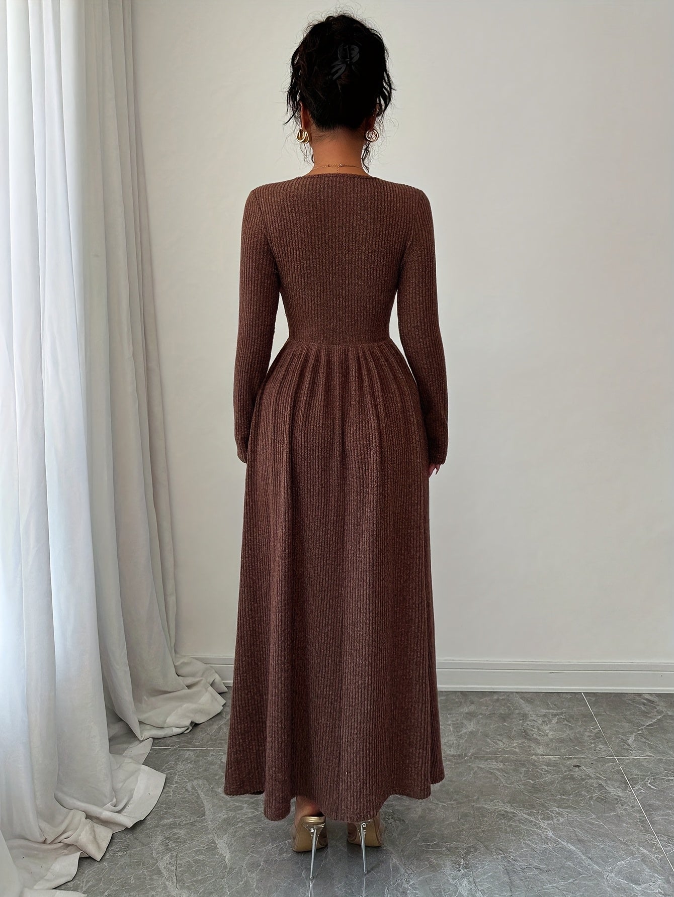 Robe Femme Élégante A-Line Maxi – Manches Longues, Col V, Robe Formelle et Quotidienne, Coupe Flatteuse pour Automne/Hiver, Bureau, Fête, Mariage, Tenues Quotidiennes, Robe Formelle et Décontractée, Port au Bureau, Ourlet à Volants, Look Stylé