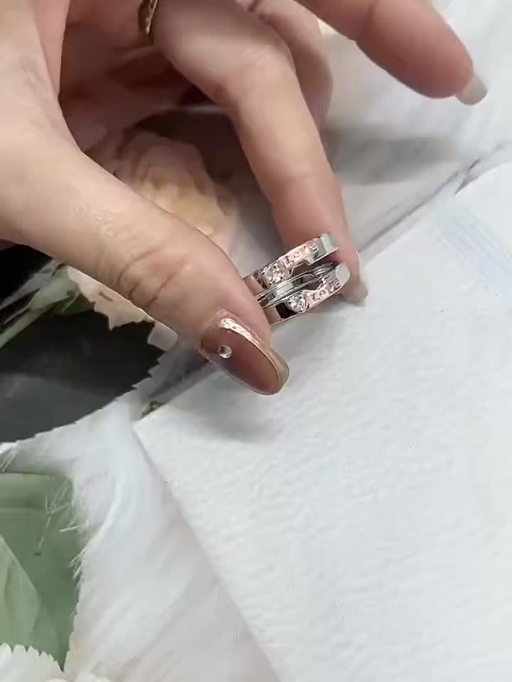 1ct Moissanite S925 Silver Plated Couple Rings, Elegant Bohemian Style, Heart-Shaped LOVE Design, Valentine'S Day Gift, Music Festival Accessory, Spring Season Jewelry, Copper Material, with Gift Box, Couple Ring, Engagement