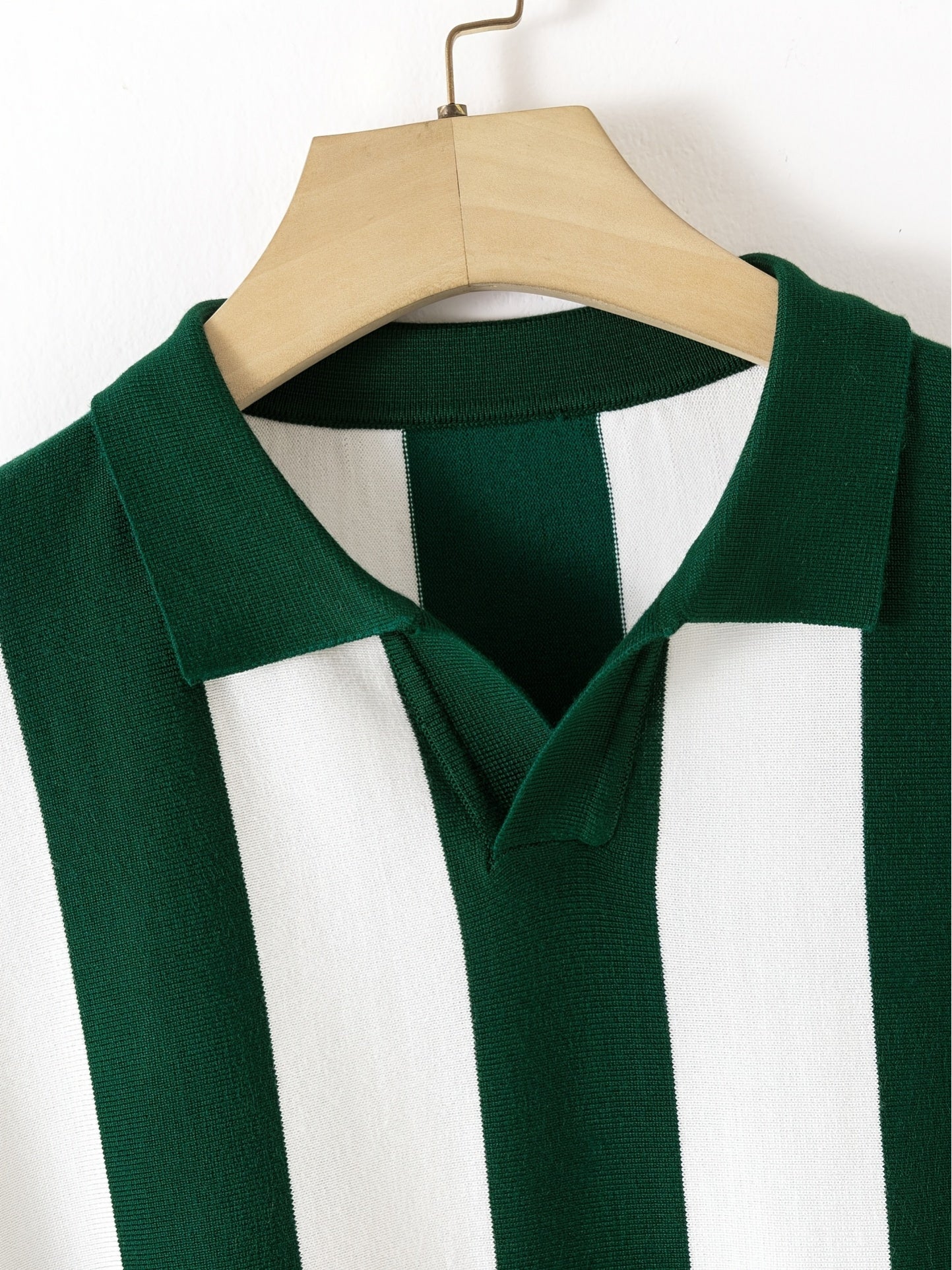 Men'S Striped Short-Sleeve Shirt for Spring And Summer, Suitable for Young And Middle-Aged Professionals, Featuring a Stylish Collar for Golf, Knit