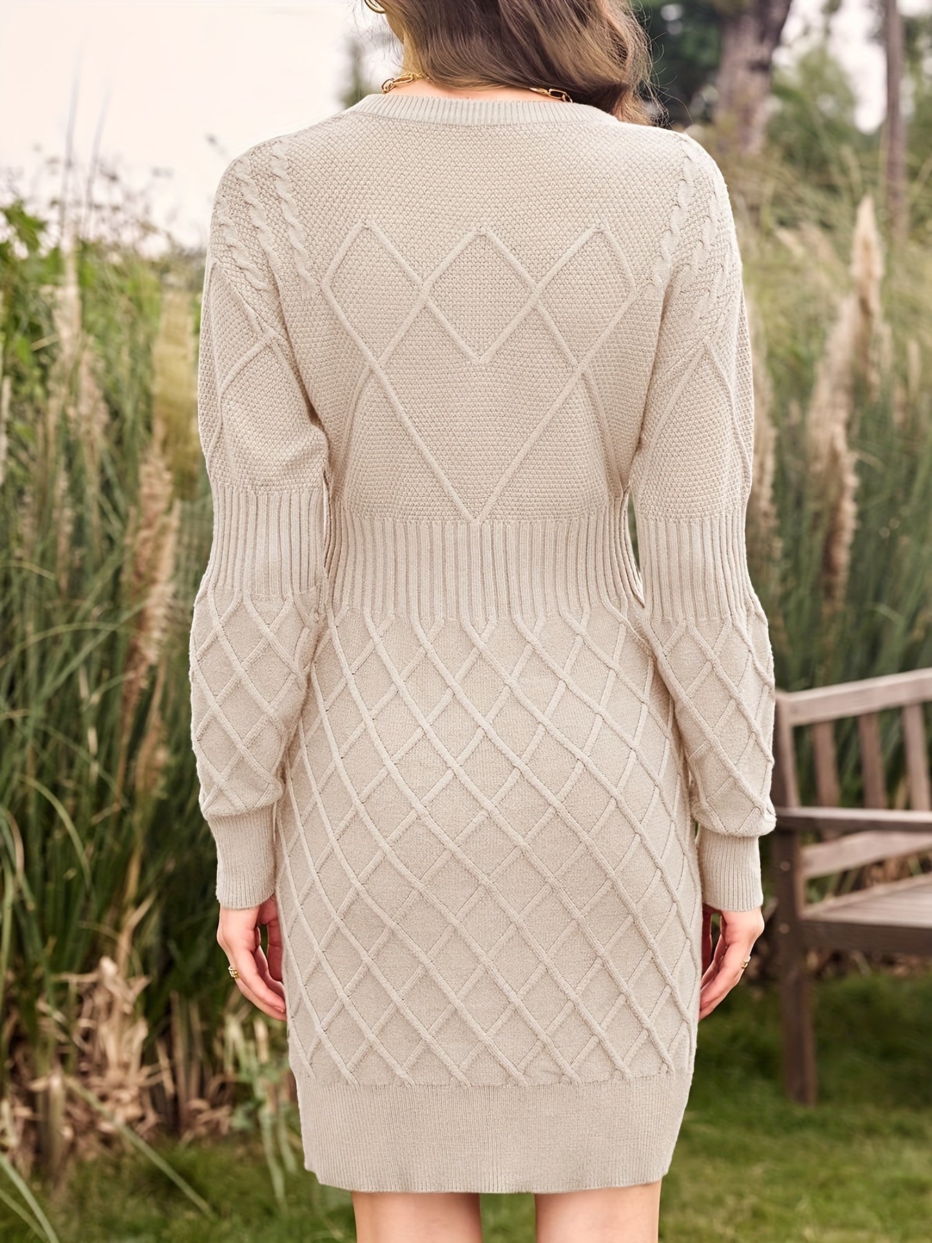 Robe Pull Femme Slim Beige Strass Manches Longues Col Rond Mini