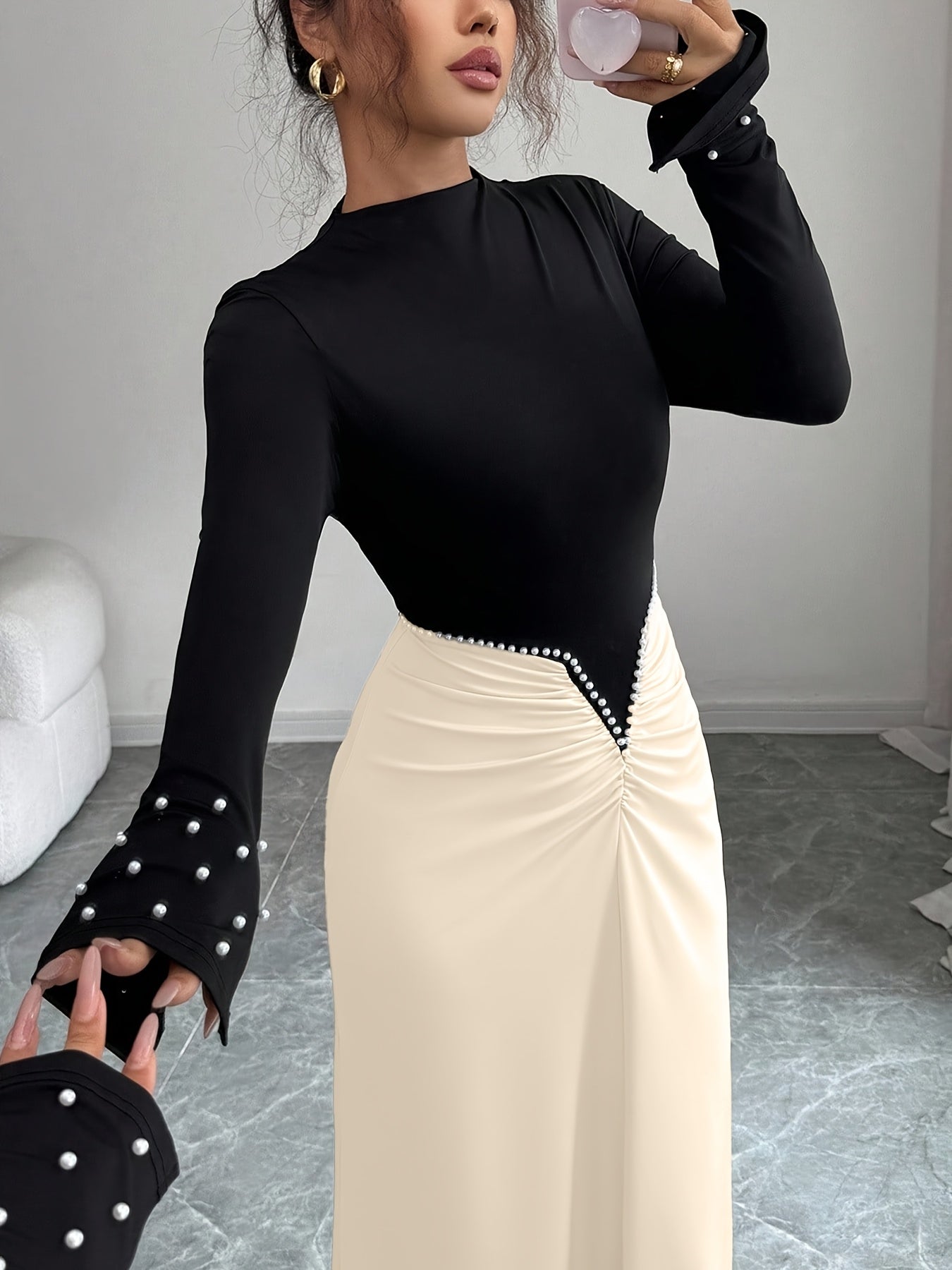 Women's Winter Long Evening Gown with Pearl & Color-Block Collar - Long Sleeve A-Line Dress Suitable for Christmas, New Year's Eve, Weddings, Proms - Elegant Party & Commuting Attire - Machine Washable High Elasticity Dress