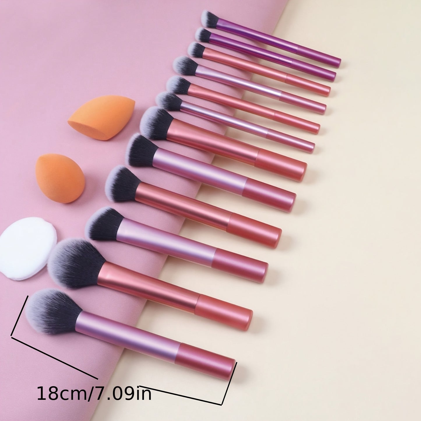 Ensemble de 15 pinceaux de maquillage comprenant un pinceau à fond de teint, un kit de maquillage pour débutants, une houppette et des pinceaux de maquillage colorés
