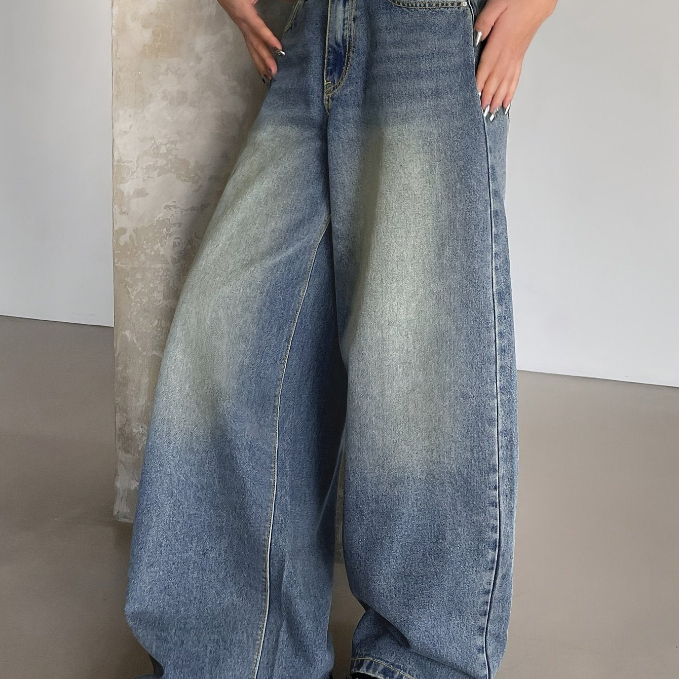 Jeans Femme Oversize Jambe Large Bleu Foncé Effet Usé Jambe Droite Poches Ourlet Net Non Extensible Toute Saison