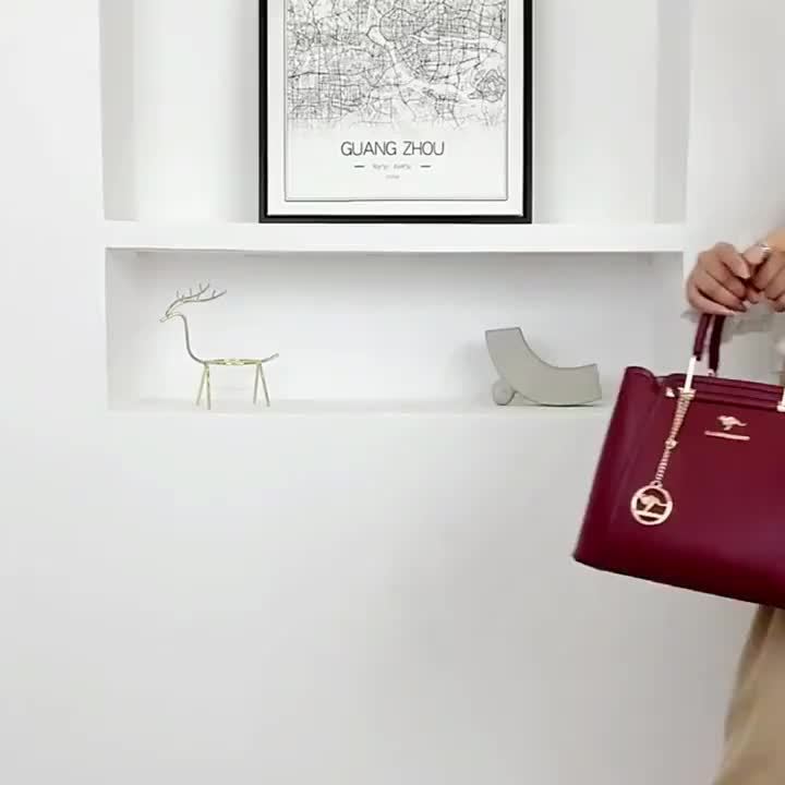 Sac fourre-tout noir élégant pour femme – Bandoulière amovible, fermeture zippée, détail métallique, polyvalent et stylé