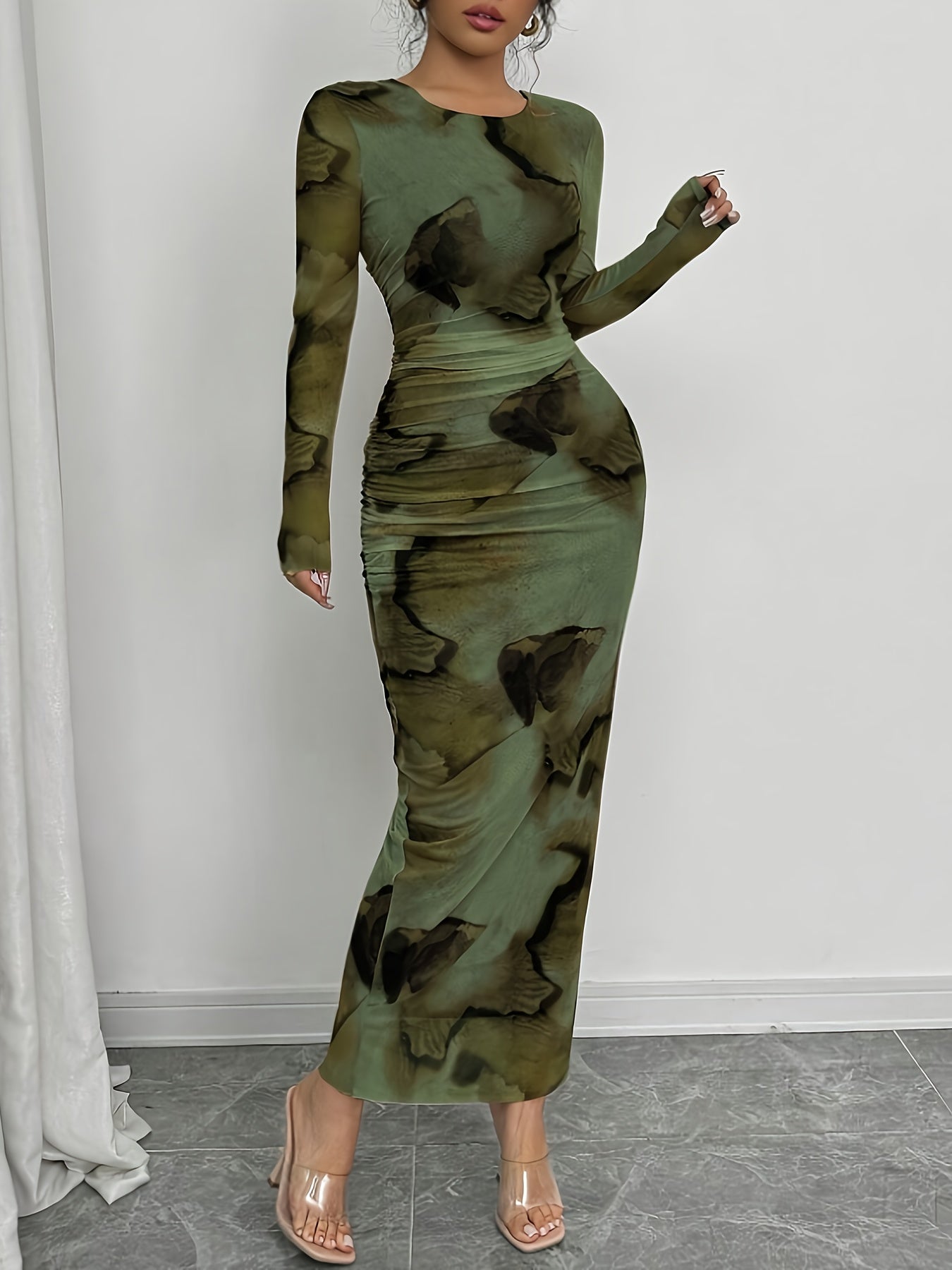Robe sirène femme imprimé camouflage vert olive, manches longues, coupe A-line, longueur genou, idéale pour occasions formelles ou semi-formelles, lavable en machine, parfaite pour mariages, soirées ou bal