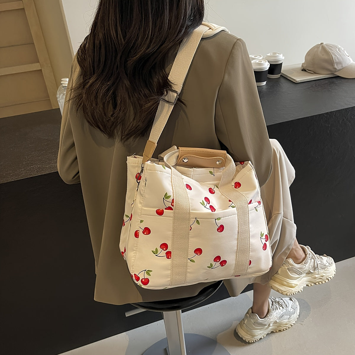 Sac Femme Grande Capacité – Imprimé Tournesol, Cabas et Bandoulière, Bandoulière Longue Ajustable, Matériel Doré, Multi-Compartiments, Tissu Durable pour Travail et Voyage