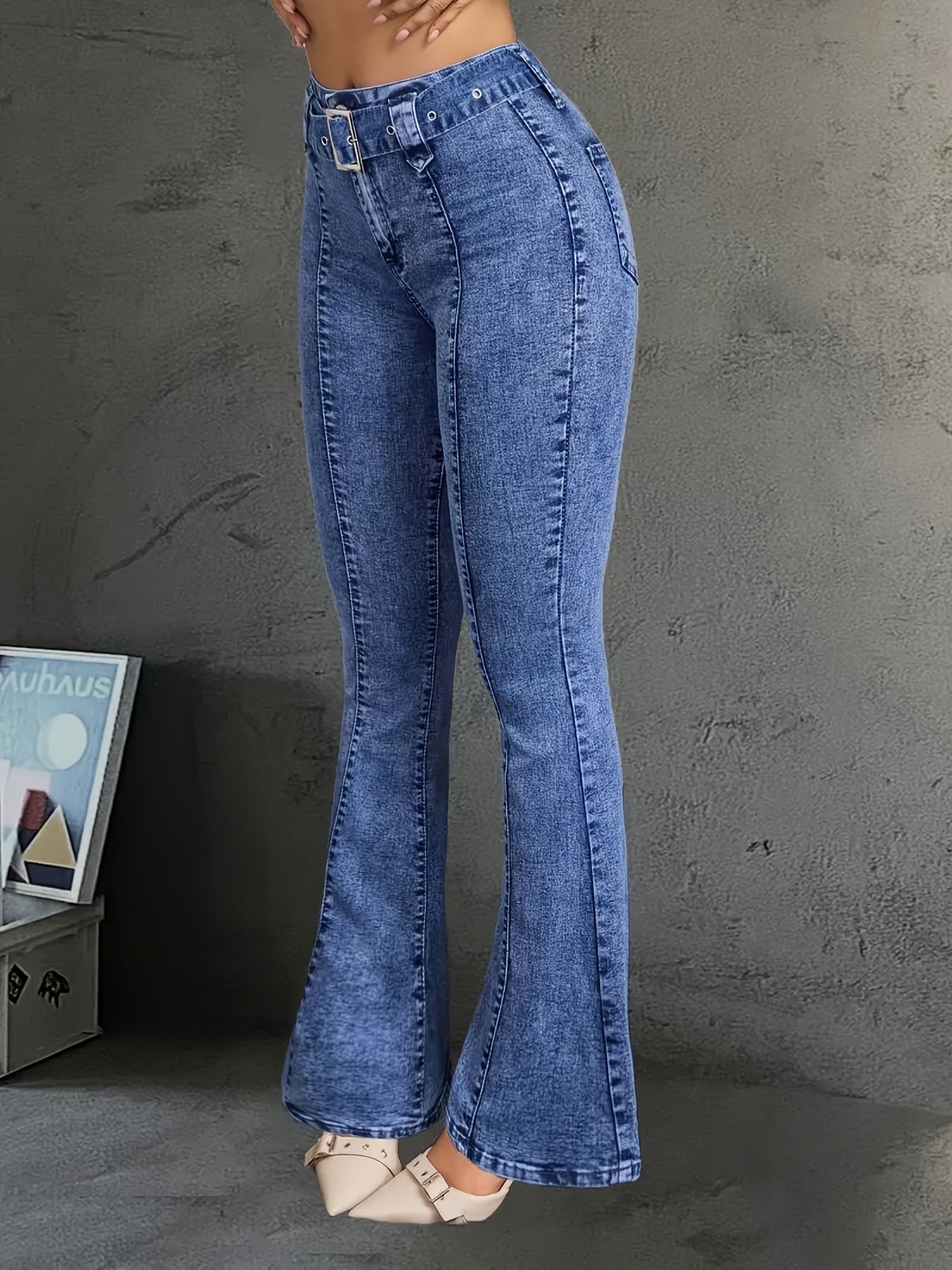 Jean Femme Taille Haute Évasé Ceinture Bleu Clair Délavé