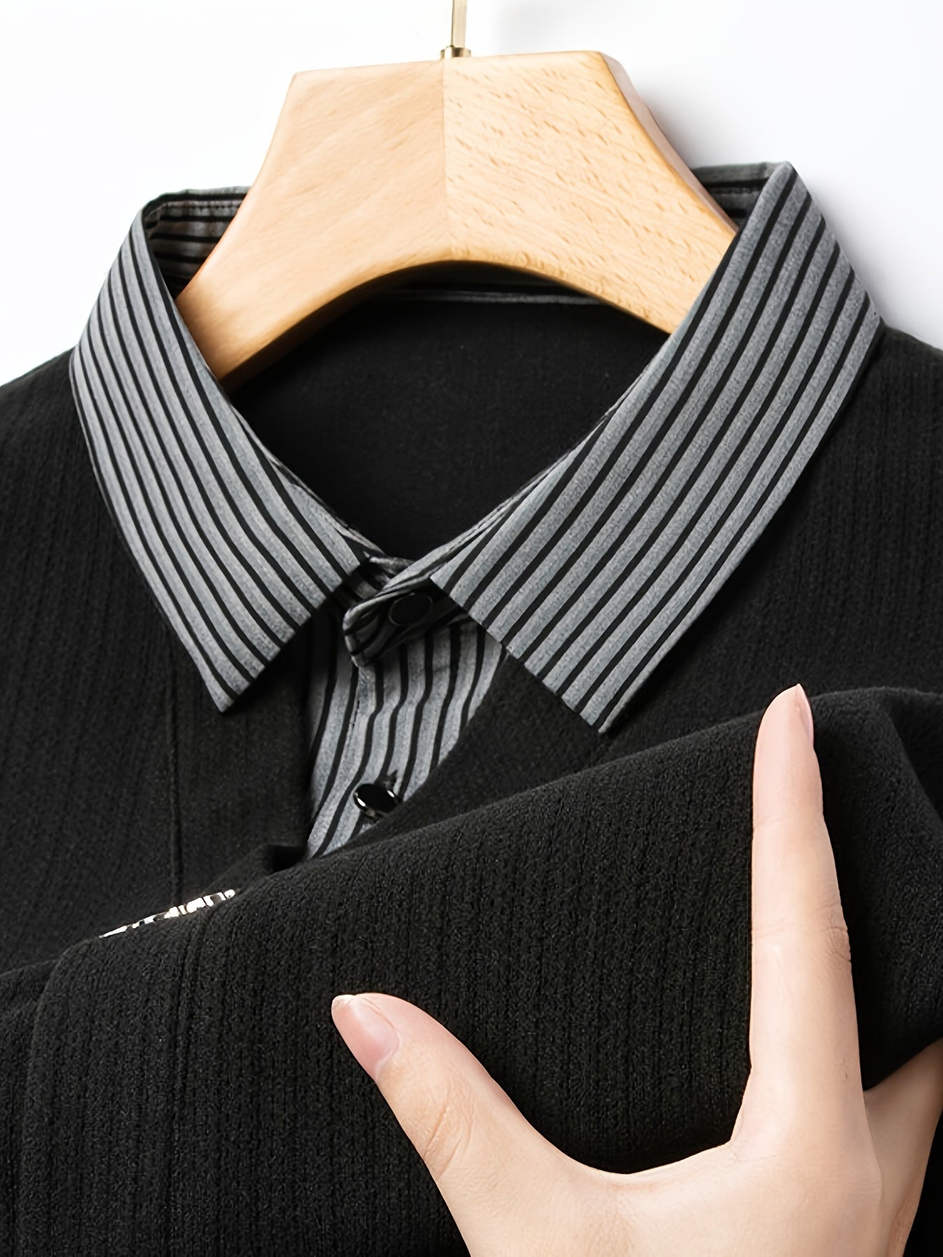 Stylish Two-Piece Lapel Shirt, Breathable Long-Sleeve Golf Top Suitable for Everyday Casual Wear in Spring And Autumn.