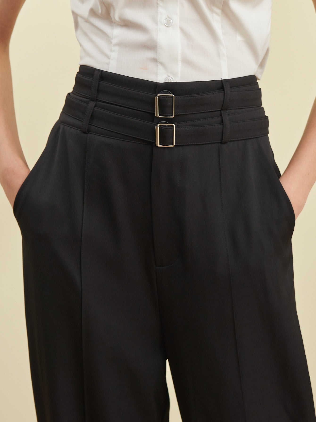 Pantalon Femme Taille Haute – Jambe Évasée, Noir Uni, Double Ceinture, Poches, Bureau et Décontracté, Printemps