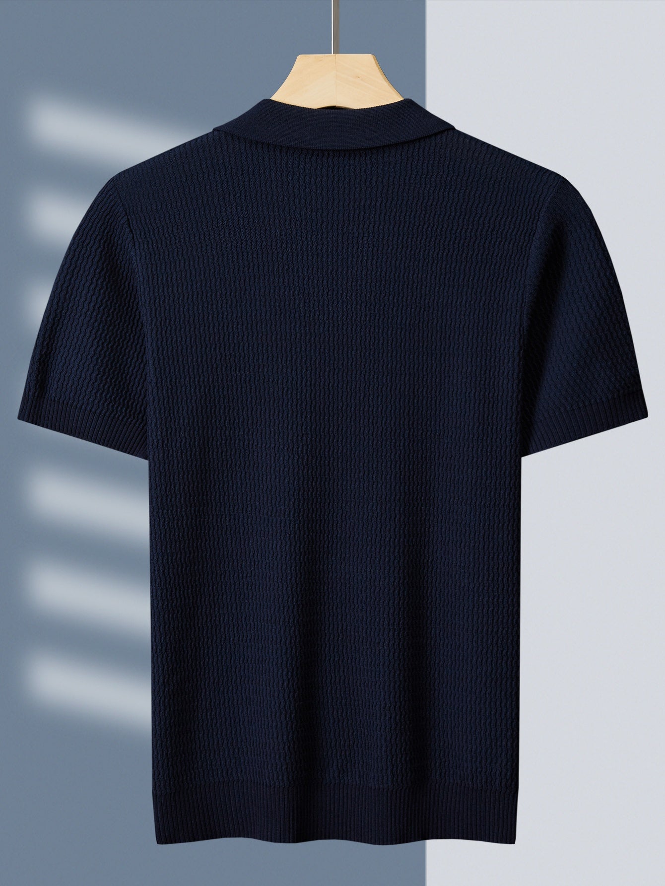 Tehan Brand Men's Clothing, Crafted with Heavy-processed Wave-pattern Jacquard Fabric, Knitted Shirt with American-style Lapel. Lightweight Business Casual High-quality Light Luxury Fabric, Fashionable Mature and Handsome Des